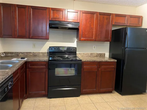 9044 NW 28th Dr APT 3202, Coral Springs, FL 33065