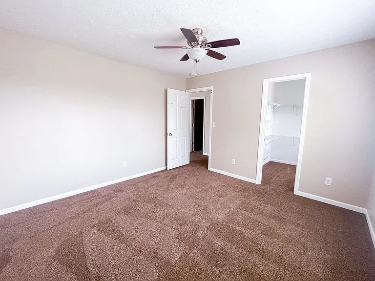 10640 Northern Dancer Dr — Photo 38