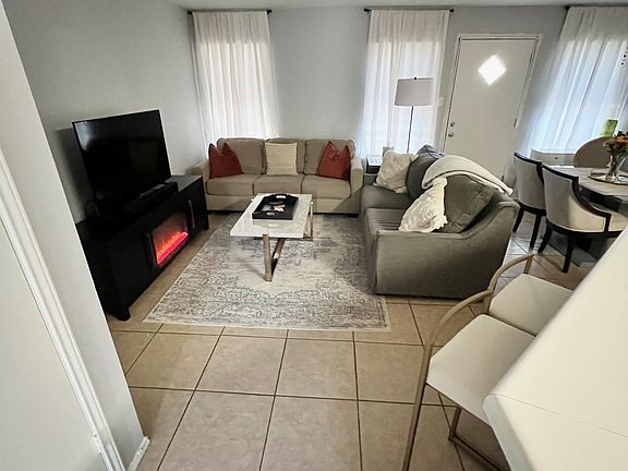 4th image of 9600 Nightjar Dr #A
