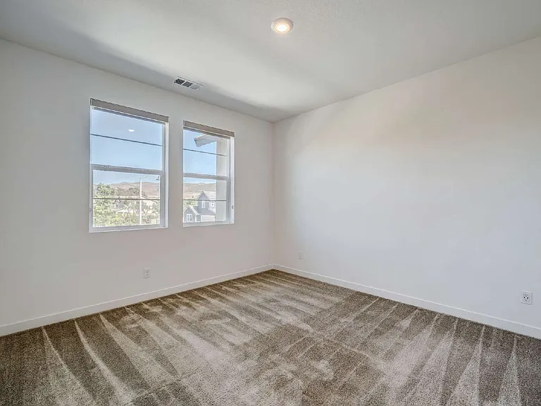 32465 Combine Dr — Photo 37