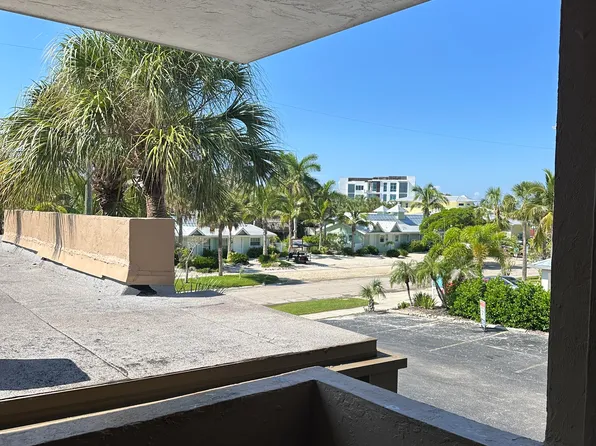 125 Avenida Messina Unit 201, Sarasota, FL 34242