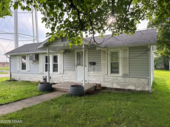 700 Parry St, Lamar, MO 64759