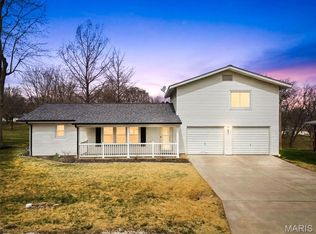 207 Scenic Dr, Elsberry, MO