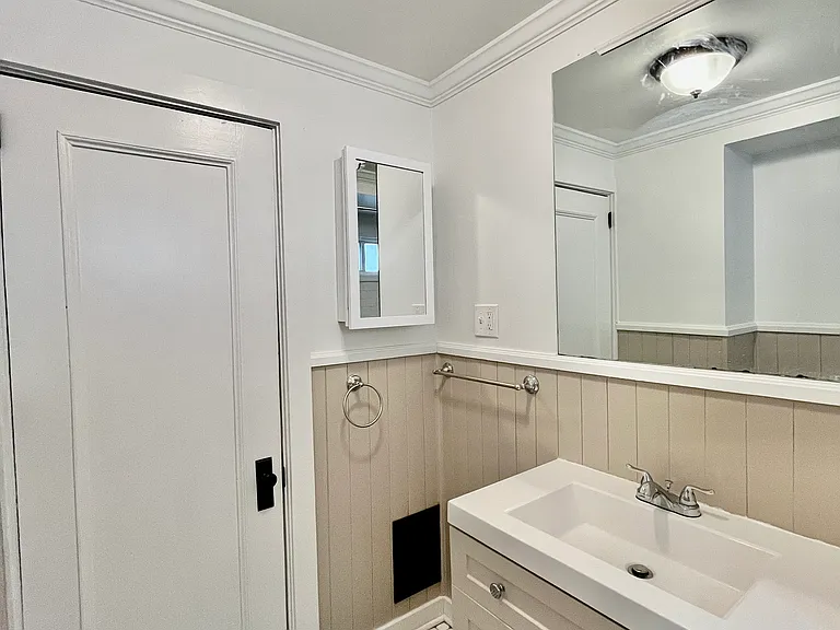 292 Hartwell Rd #1 — Photo 6