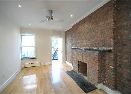 Rented by United Realty Group Unlimited | media 14