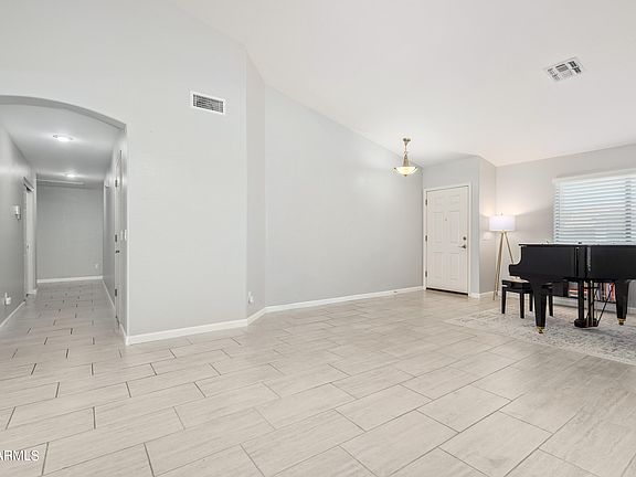 4th image of 15969 W JEFFERSON Street