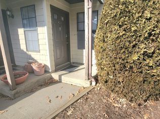 404 Woodbridge Comns Way, Iselin, NJ 08830