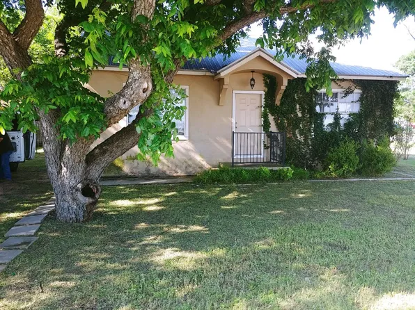 211 San Antonio St, Buda, TX 78610