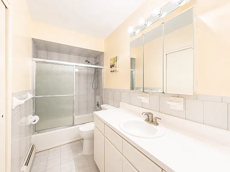 468 Ocean Pkwy #4 — Photo 18