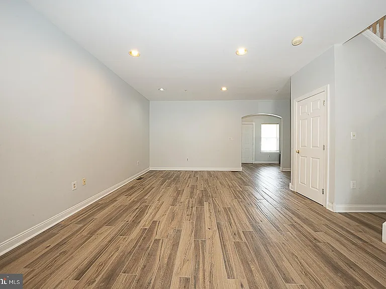 757 Whitetail Cir — Photo 5