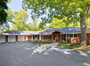 476 Eton Dr, North Barrington, IL 60010