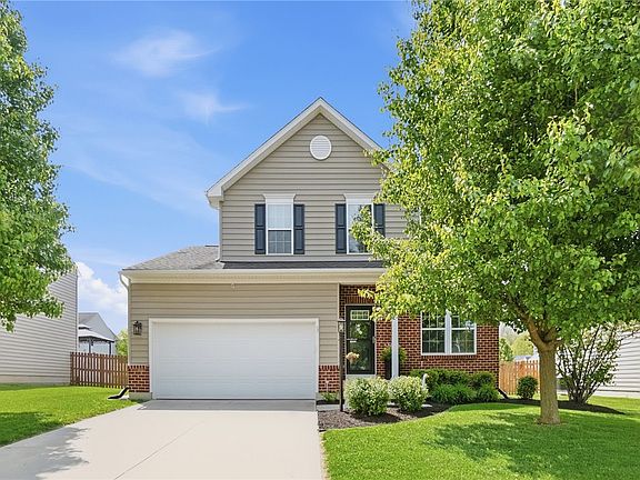 3rd image of 1439 Artesian Ln