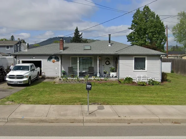 3974 Carnes Rd, Roseburg, OR 97471