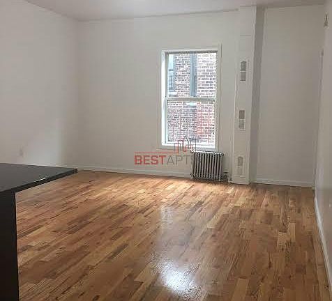 5th image of 566 W 162nd St APT 27