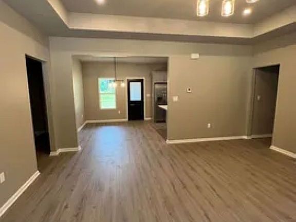 5th image of 4113 Mayberry St