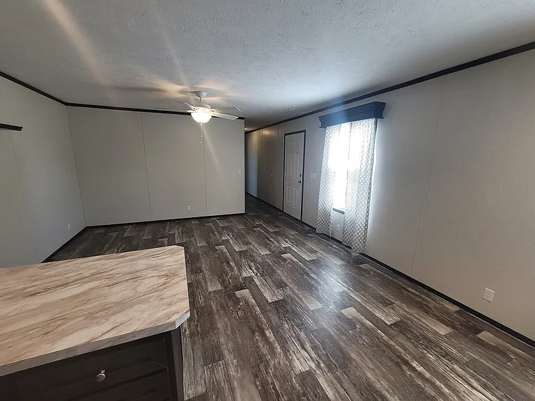 5604 Candle St — Photo 4