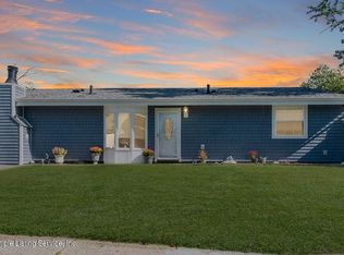 365 Lyndale Ave, Staten Island, NY 10312