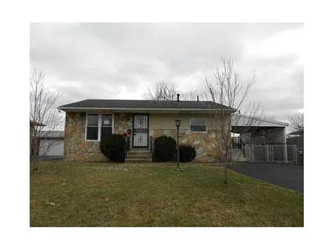 131 Cullman Rd photo 1