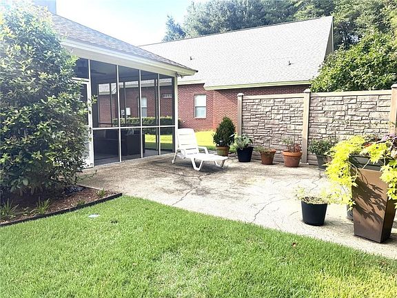 3rd image of 30390 Green Ct