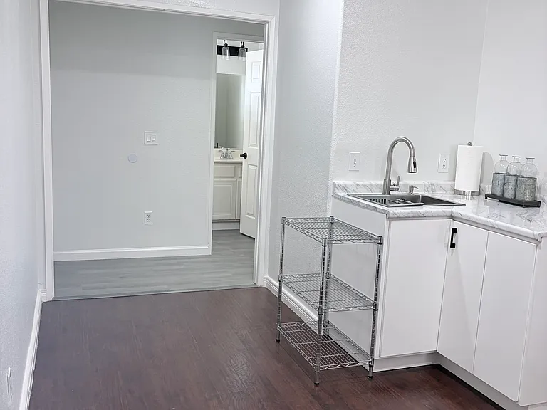 2476 H Najera Ave — Photo 8