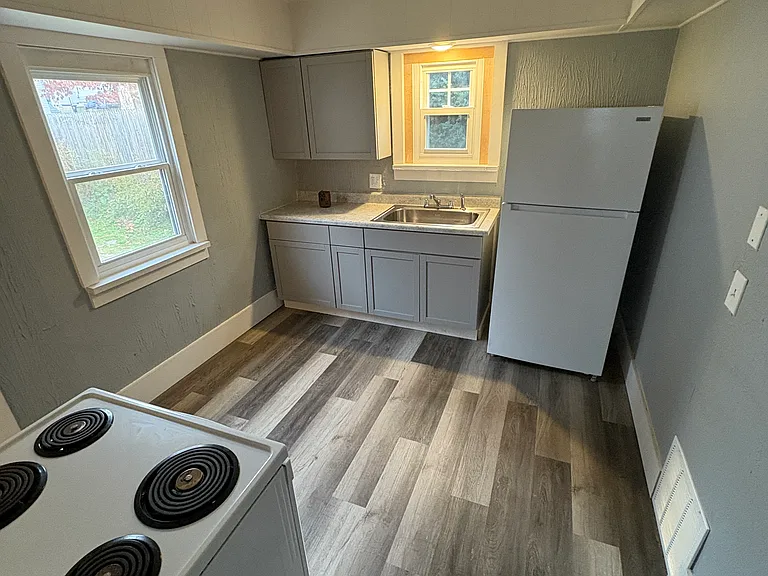 1449 Laffer Ave — Photo 8