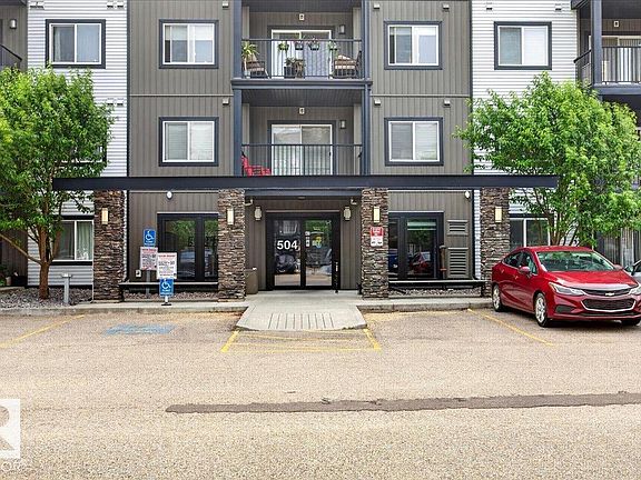 2nd image of 504 Albany Way NW #226