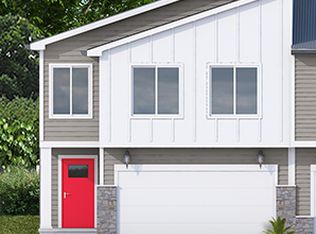838 NE Traverse Dr, Waukee, IA 50263