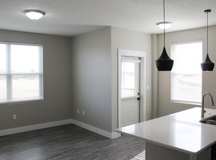 711 Legacy Dr #17, Norfolk, NE 68701