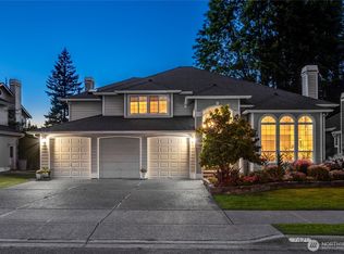 7421 W Country Club Dr, Arlington, WA