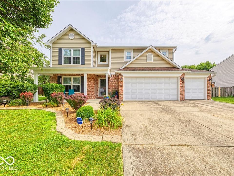 1st image of 43 Pin Oak Ct
