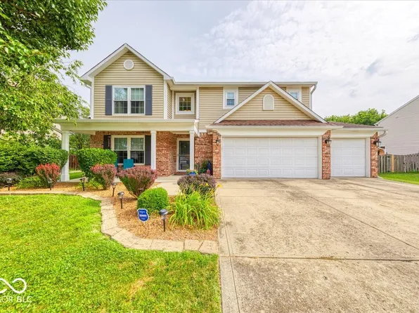 43 Pin Oak Ct, Whiteland, IN 46184