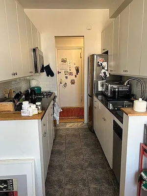 Rented by Buchbinder & Warren | media 11
