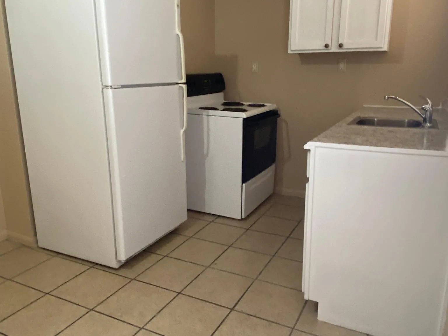 1 bed, 550 sqft, $899 — Photo 1
