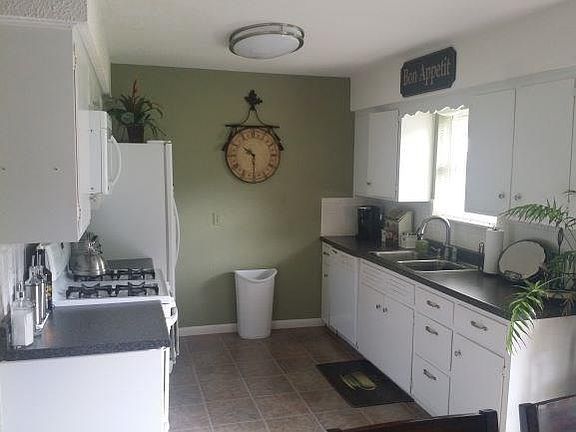 3rd image of 1205 SE East St