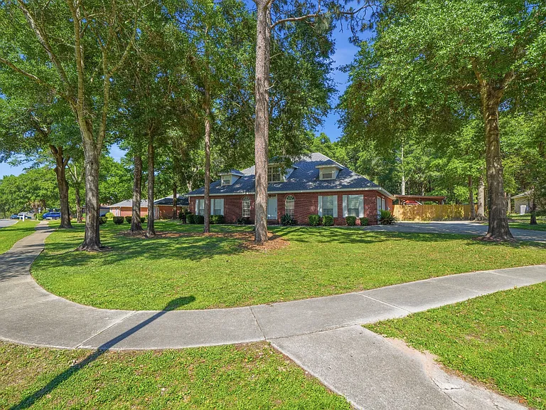 5855 Hunting Meadows Dr — Photo 5