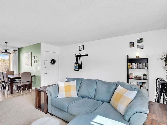 4th image of 1024 E Swallow Rd #B-234