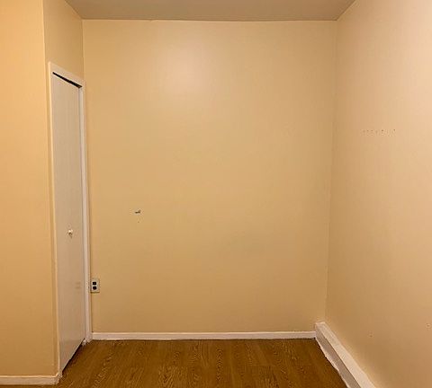Bdrm 2 (with a closet)