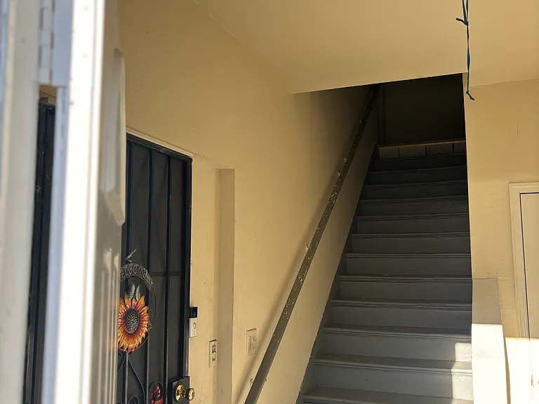 9415 S San Pedro St — Photo 3