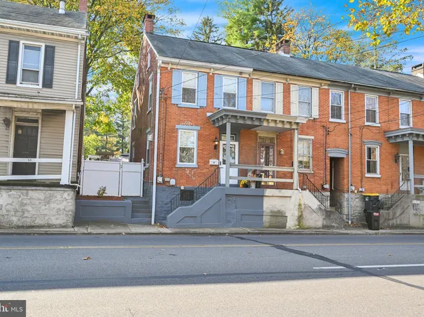 58 W Penn Ave, Wernersville, PA 19565