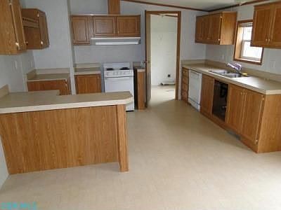 3rd image of 15201 Township Road 403