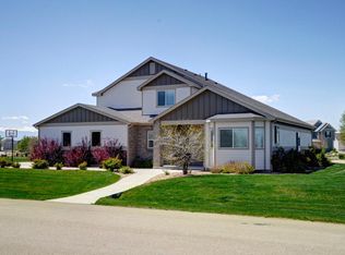 3498 Cottonwood Ln, Frederick, CO 80504