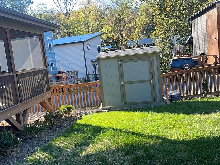 42 Reynolds Rd — Photo 25
