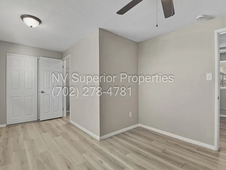 1301 E Ogden Ave #E — Photo 14