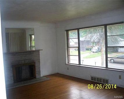 2nd image of 6911 Groveland Dr
