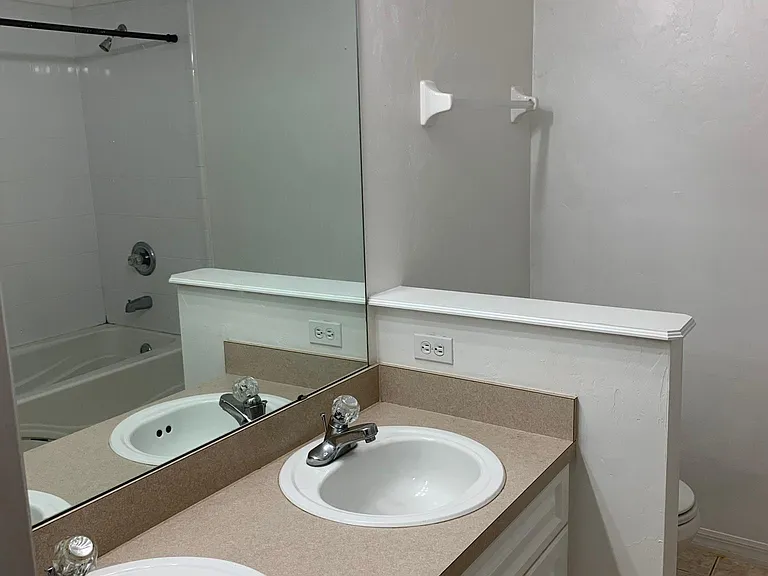 7865 NW 47th Way — Photo 15