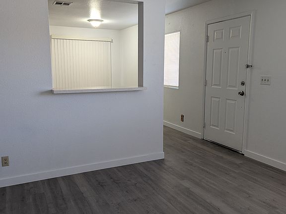 4th image of 5101 Pioneer Ave #1-1-101