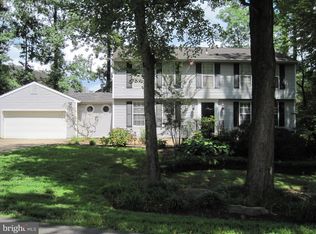 10606 Elmont Ct, Fairfax, VA 22030