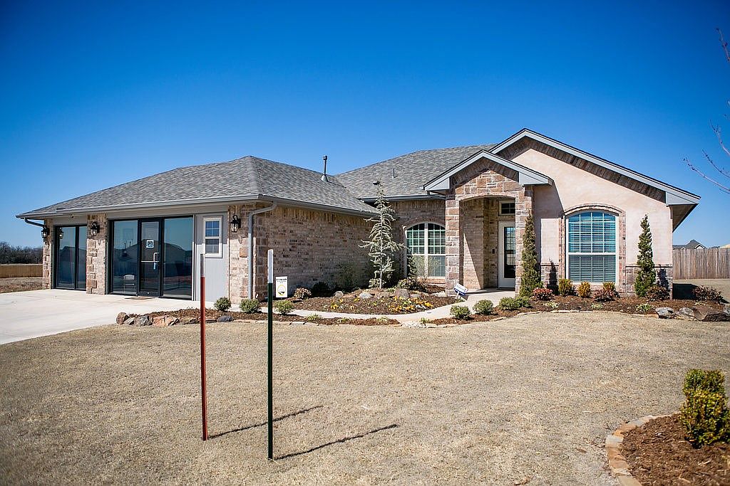 3825 Abingdon Dr, Norman, OK 73026 Zillow