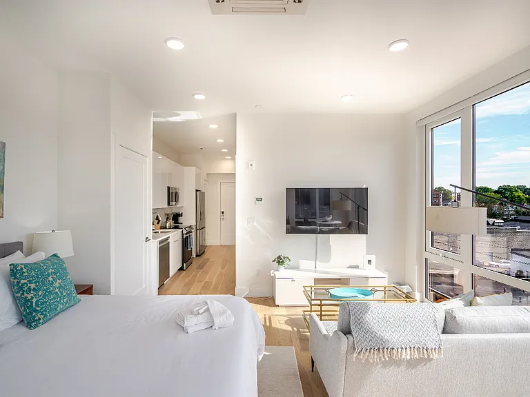 36-38 Hichborn St #401A — Photo 6