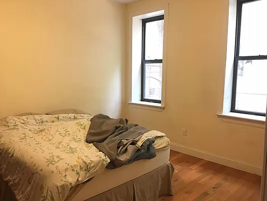 Rented by Lang Realty LLC | media 23